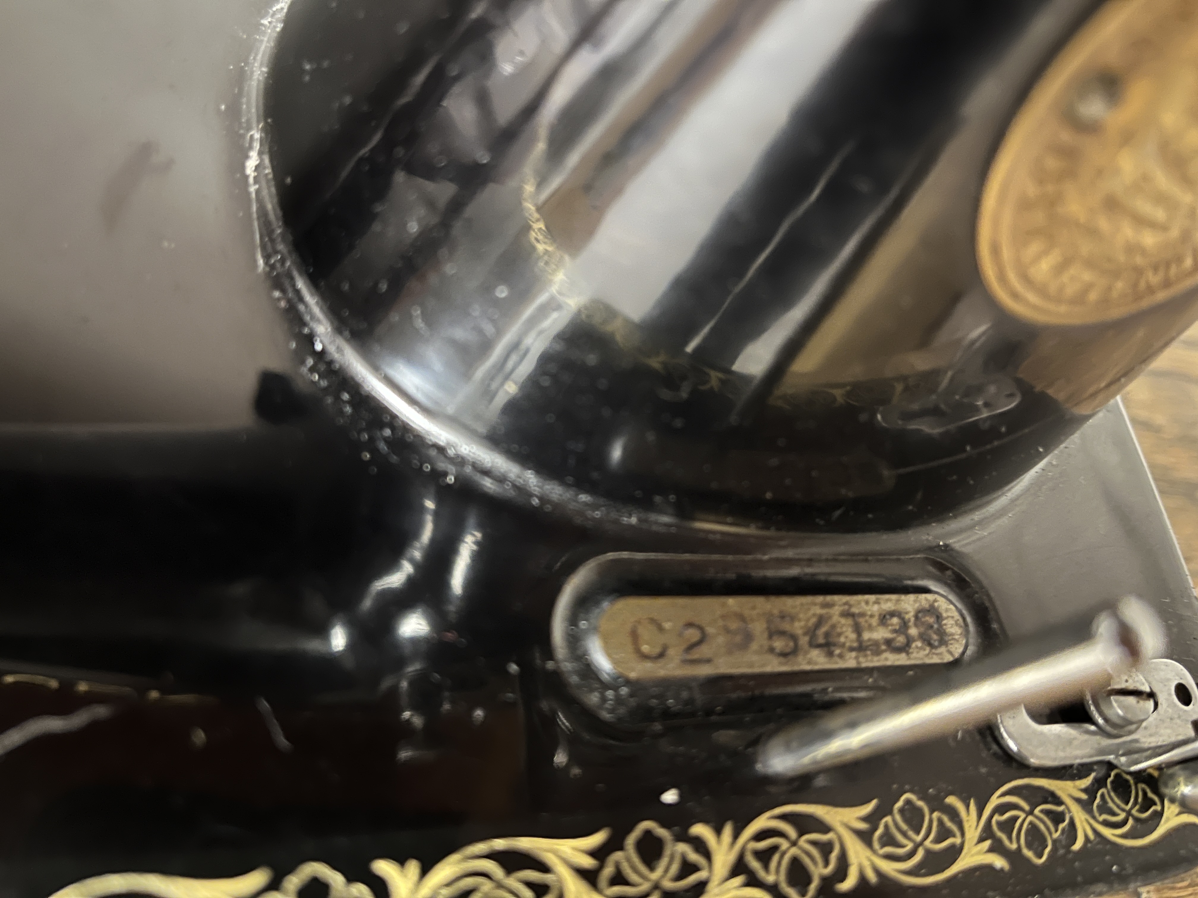 Singer 15 Detail
