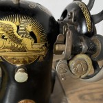 Singer 15 Detail
