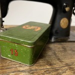 Singer 15 Detail